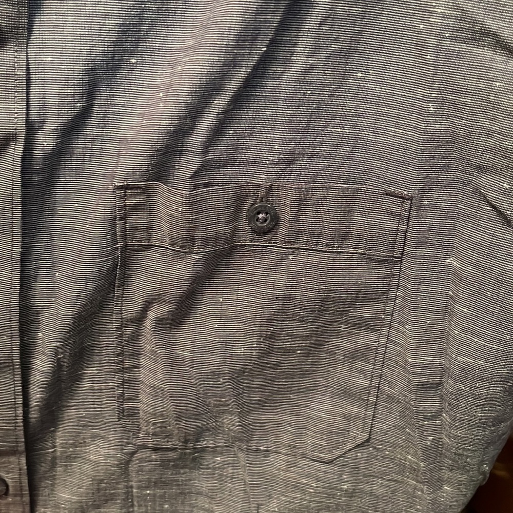 Travis Matthew Short Sleeve Button Up Size L - image 3